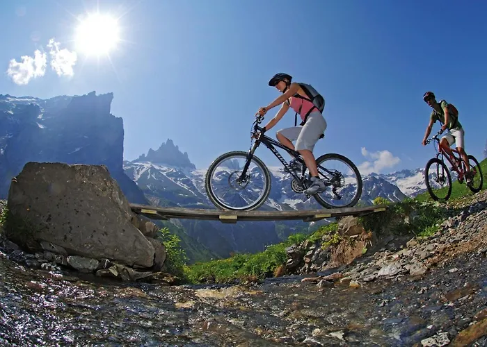 Next To Titlis Station Apartment